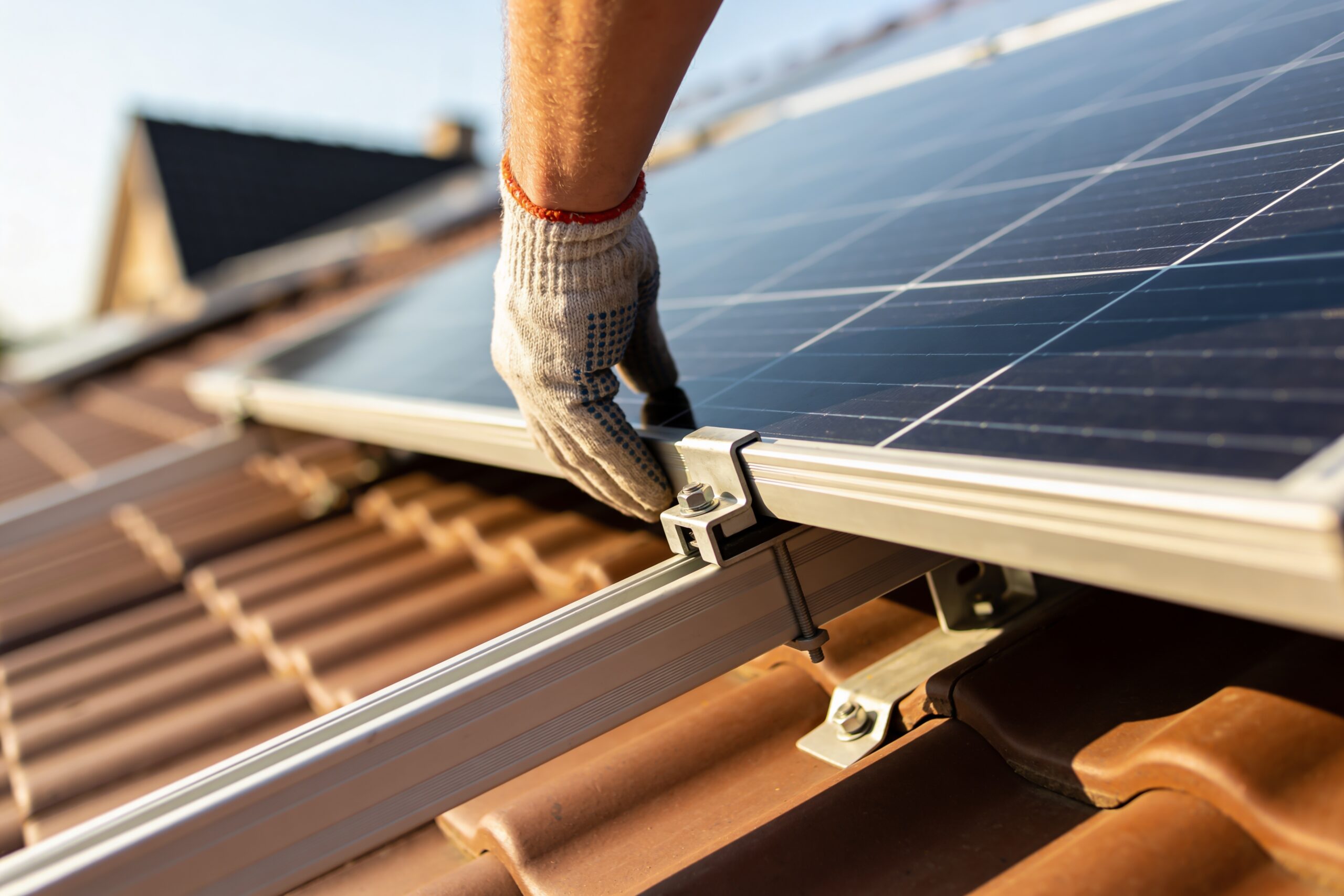Solar Panel Maintenance in Ventura County: The Best Way to Avoid Costly Mistakes