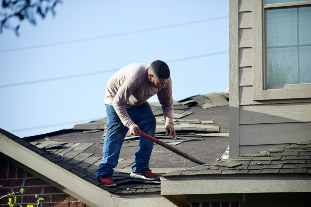 Roofing Scams in Southern California: Essential Warning Signs Every Smart Homeowner Must Avoid