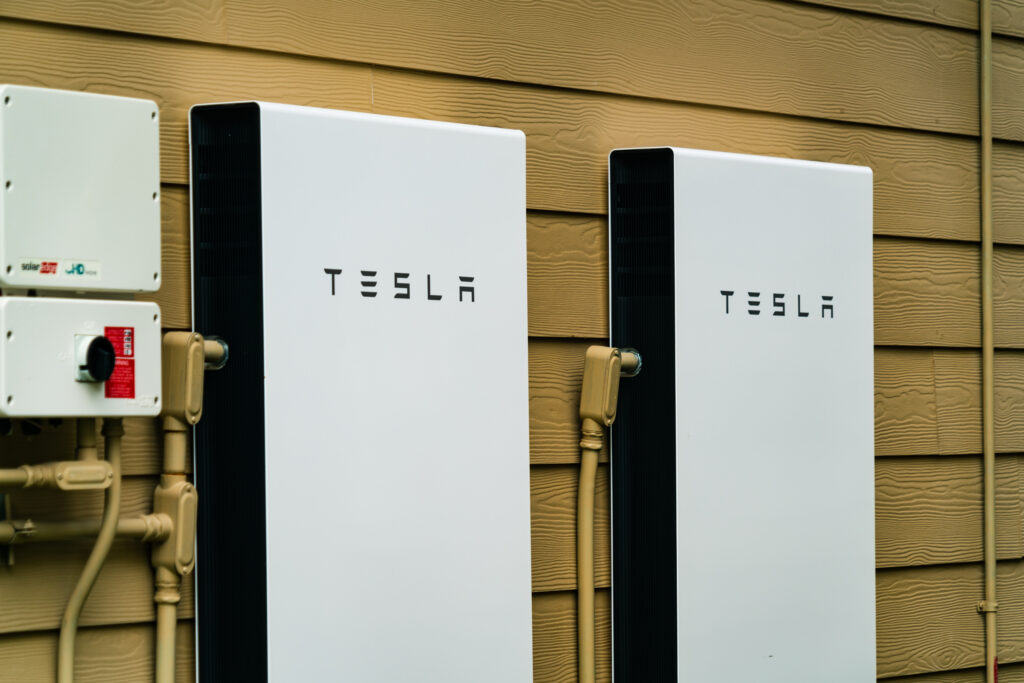 Solar Battery in Altadena: The Essential, Smart Guide to Energy Storage for Your Home