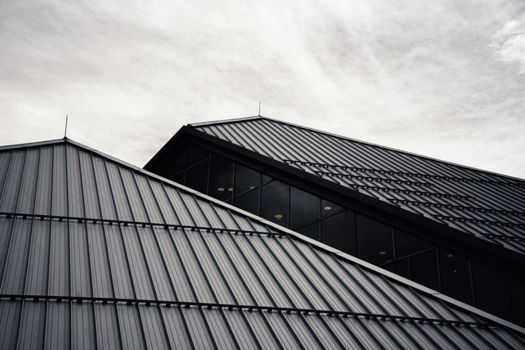 Roof Material Options in Montecito: The Complete and Smart Guide to Choosing the Best Fit