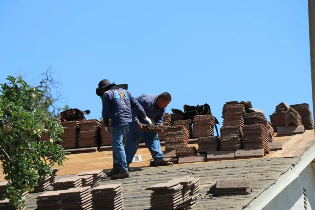 Solar Installation on Older Roofs: A Practical Guide to Avoiding Costly Mistakes